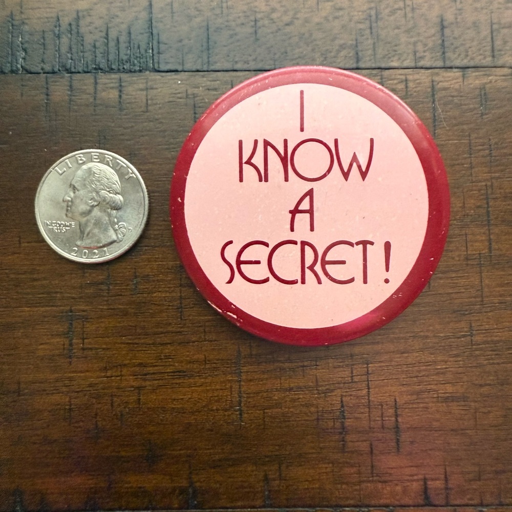 Vintage Button Pin Collection - Picture 5 of 11